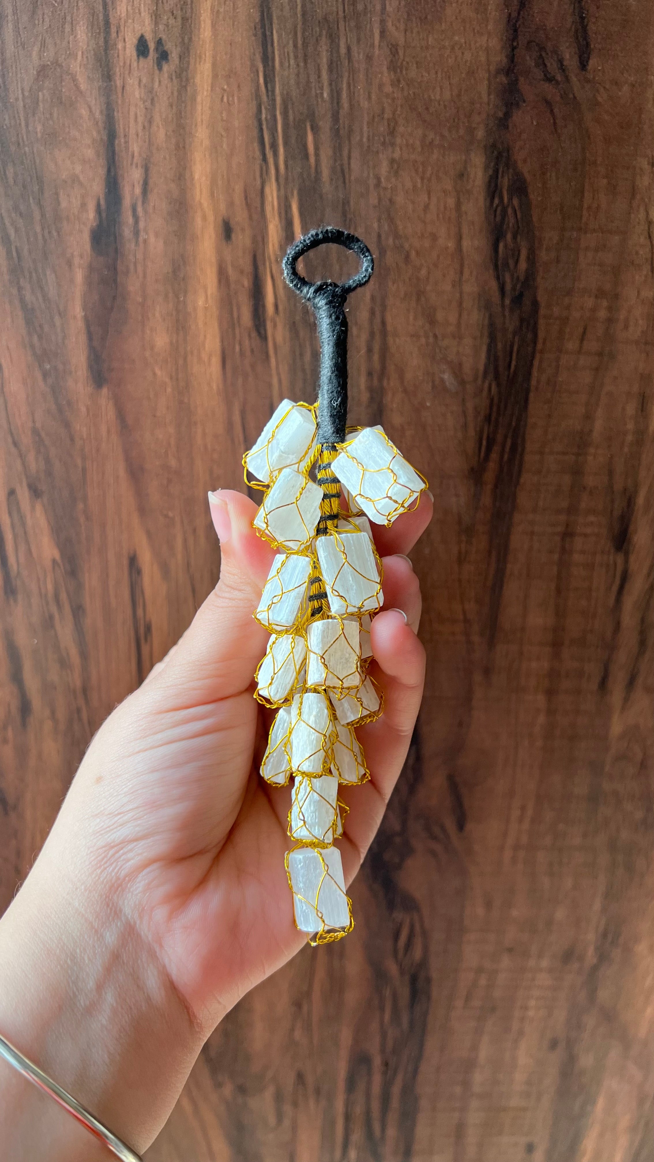 SELENITE HANGER