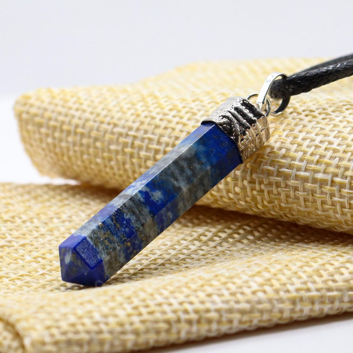 LAPIS LAZULI PENDANT